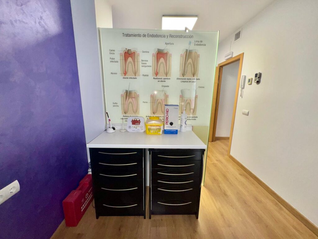 Clínica dental en San Pedro de Alcántara - Clínica Ana Moreno